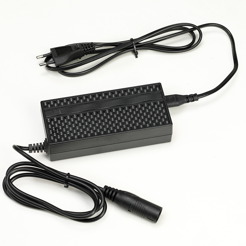 CHARGEUR 36V - VÉLO I-TOWN et DIRT 2019