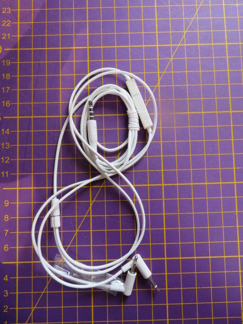 Câble I phone  Harman/kardon Soho blanc (R24-6)