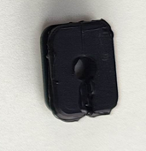 Battery compartment rear plugging plug assembly